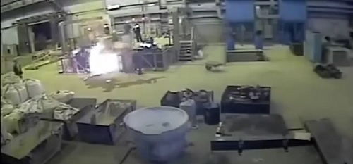 Ergimiş metalin patlaması